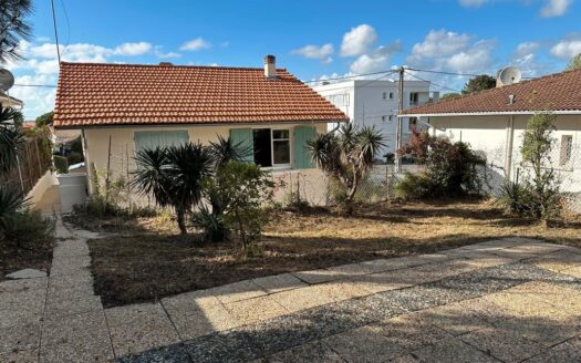 À 150 m de la plage de Ronce les bains Maison 104 m2