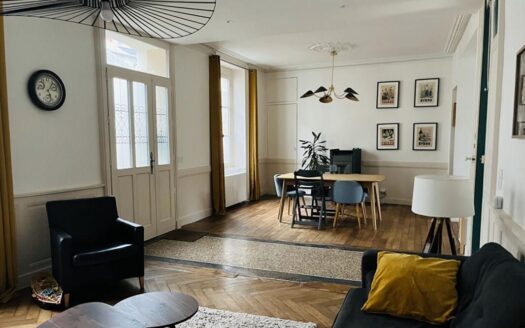 Maison 7 pièces 150 m²