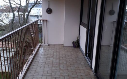 Appartement lumineux 5 pièces 96m2 la Roche Sur Yon