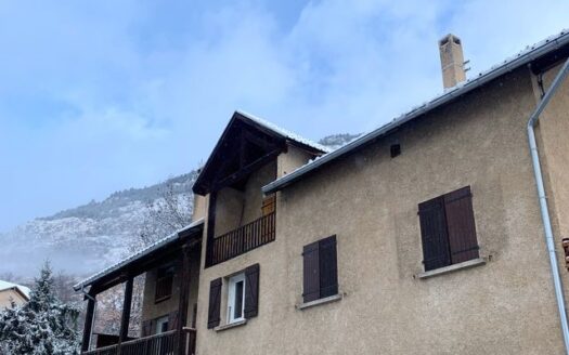 Maison Chalet Duplex, 6 pièces, 136m2 à Vars Saint Marcellin (05560)